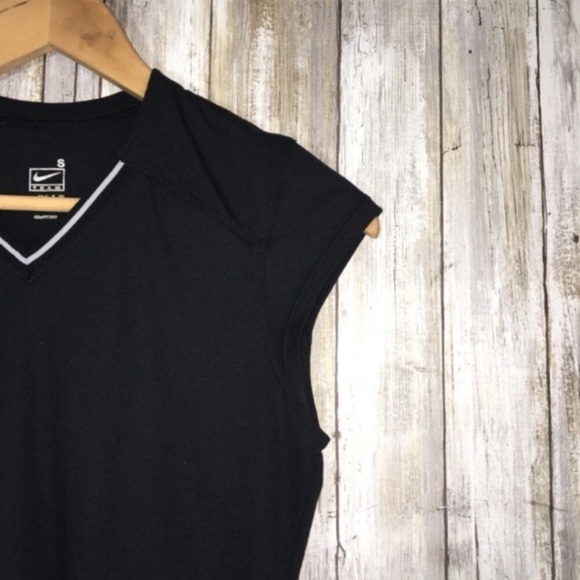 Nike Black V Neck Muscle Tank - Picture 2 of 5